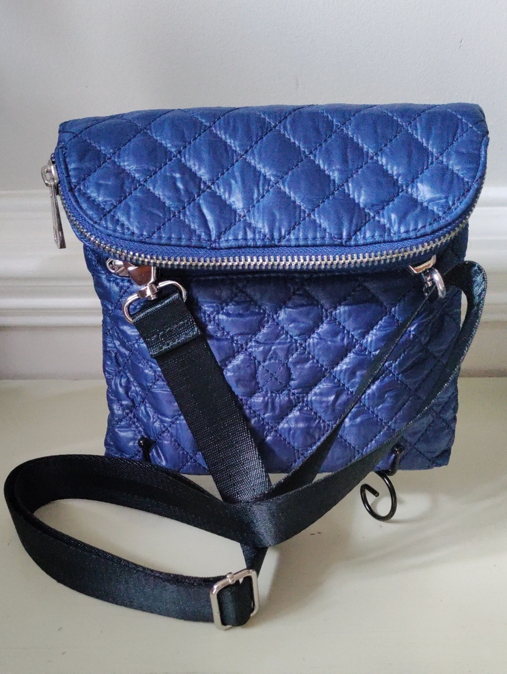 Clarks Quilted Cobalt Blue Crossbody Bag NWOT